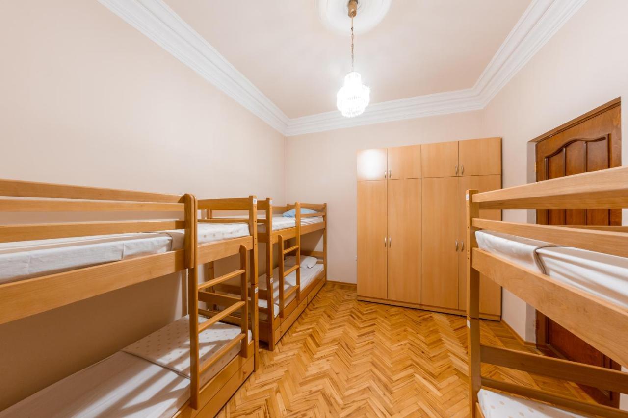 Arteast Hostel Erywań Zewnętrze zdjęcie